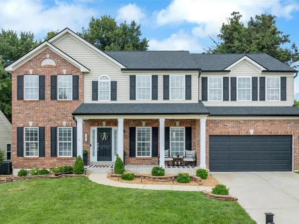 1373 Mason Grove Dr, Saint Charles, MO 63304