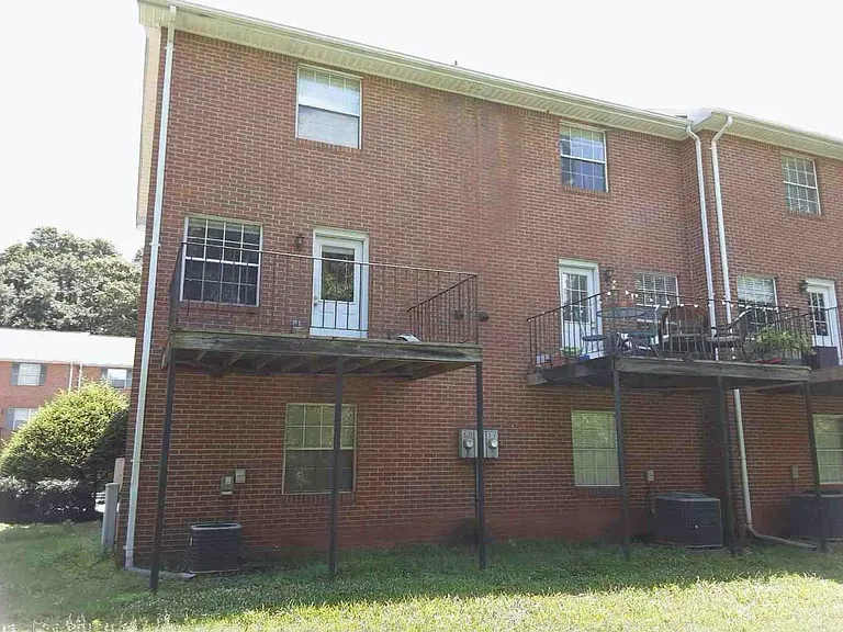 2165 S Milledge Ave #E-7 — Photo 19