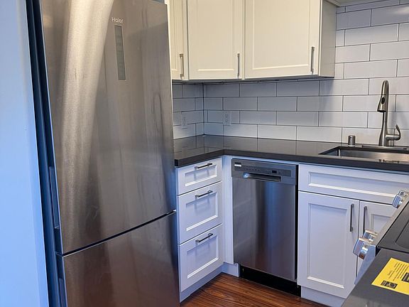 2nd image of 11 Crestline Dr APT 4