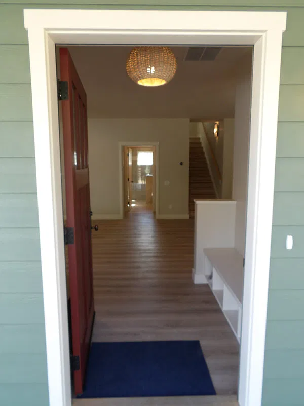 3 bed, 2.5 bath, 2000 sqft, $3,950 — Photo 3