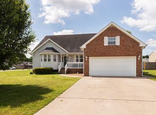 1026 Waters Edge Cir, Mount Juliet, TN 37122