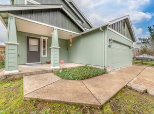 1672 S 60th St, Springfield, OR 97478