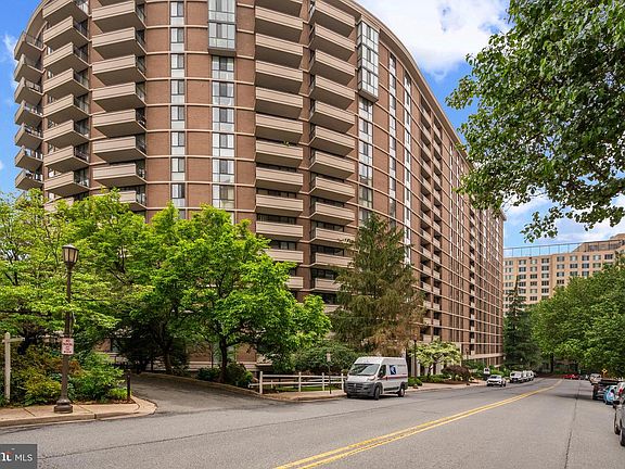 2nd image of 4620 N Park Ave APT 305W