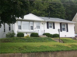 160 Pilgrim Ave, Coventry, RI 02816