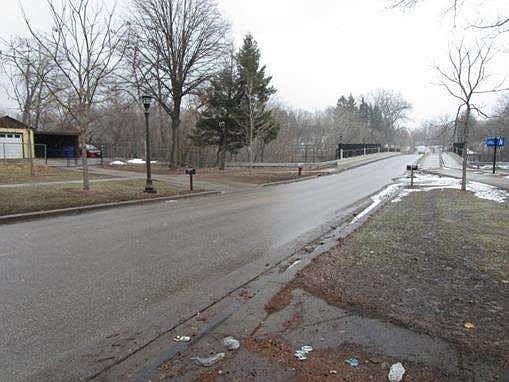 4th image of 1616 Park St