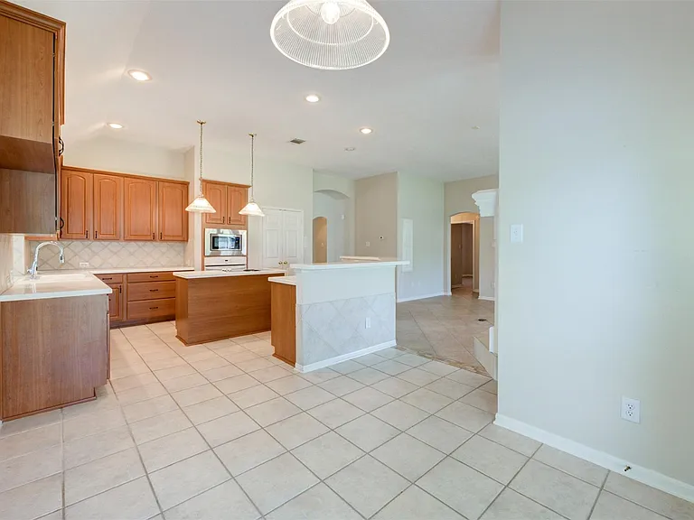 9026 Robinhoods Well Dr — Photo 20