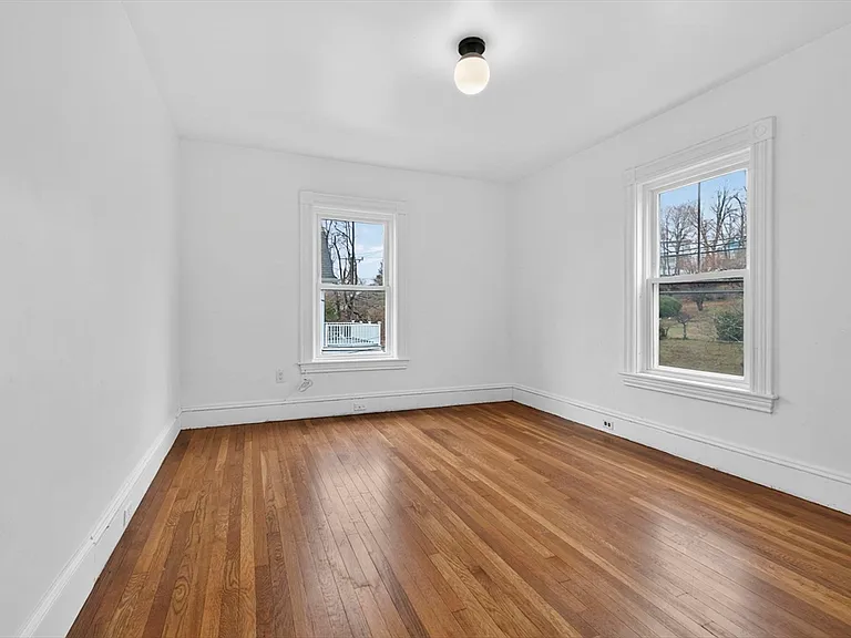 166 Elliot St #2 — Photo 11