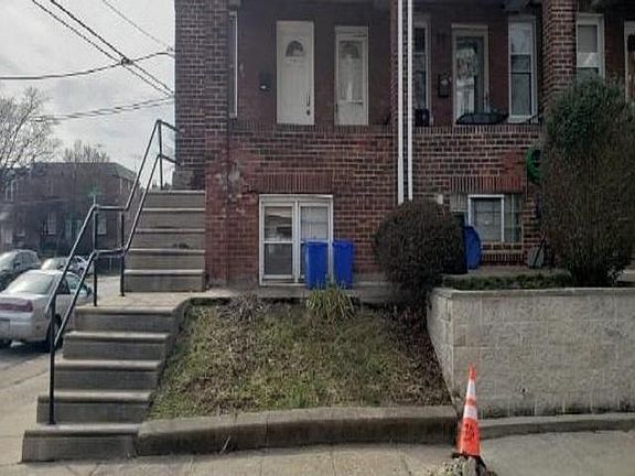 3rd image of 598 Alcott St
