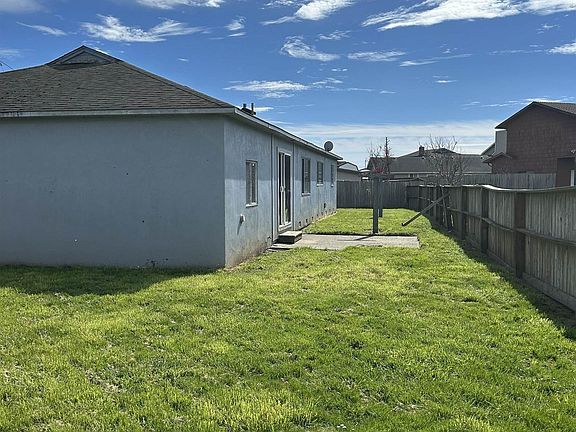 4th image of 1214 Linnet Ct