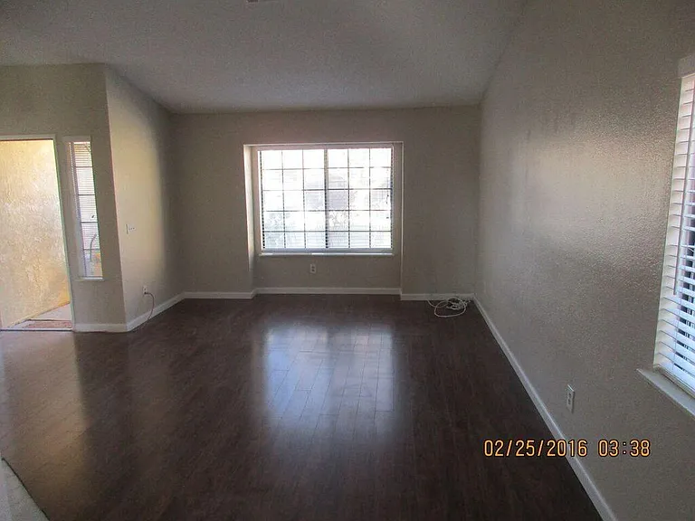 2656 Westland Dr — Photo 3