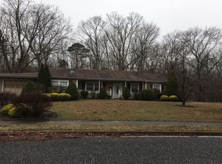 144 W Rutgers Ct, Egg Harbor City, NJ 08215