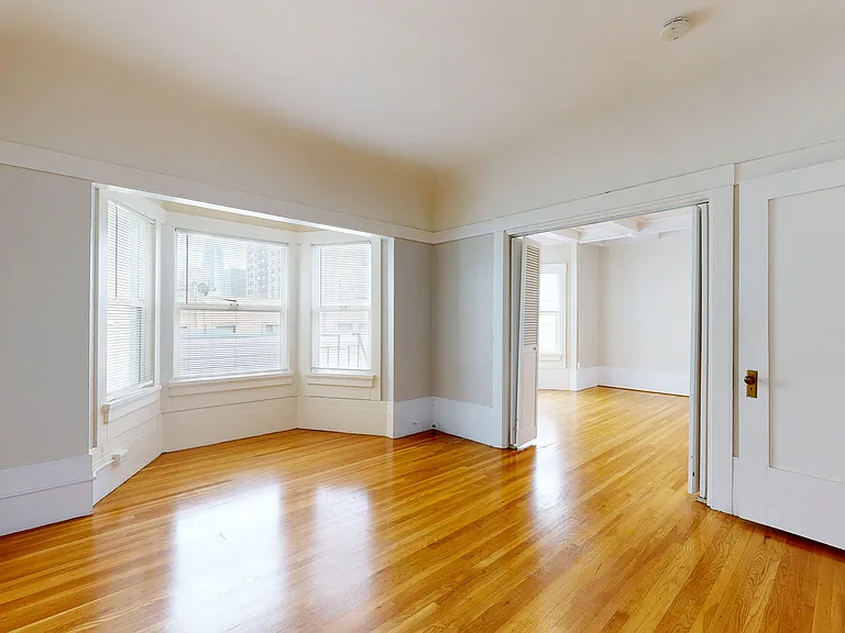 920 Taylor St #8 — Photo 4