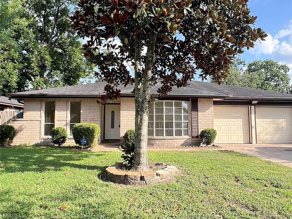 1st image of 218 La Fonda Dr