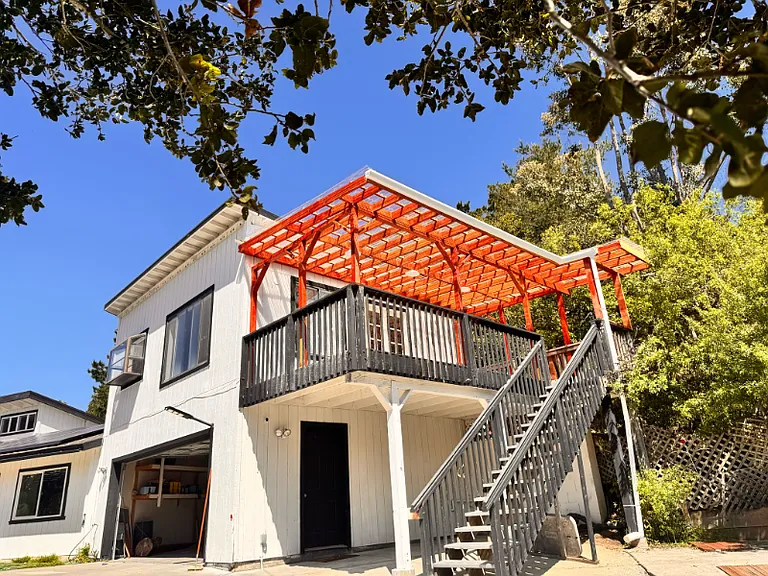 43 Laureles Grade #3 — Photo 1