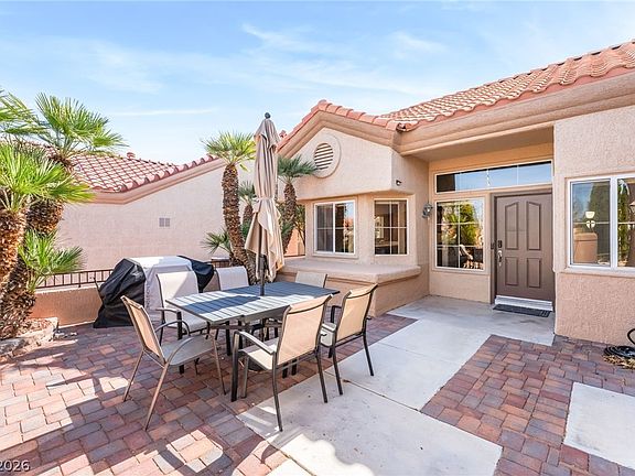 4th image of 8841 Faircrest Dr