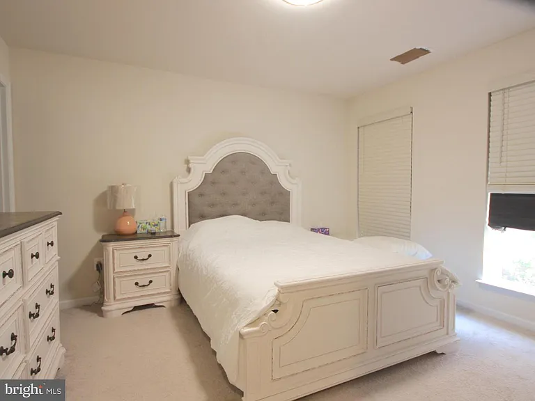 7221 Greenfitch Way — Photo 10