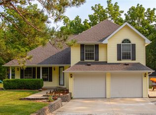 213 Hickory Ln, Otley, IA 50214