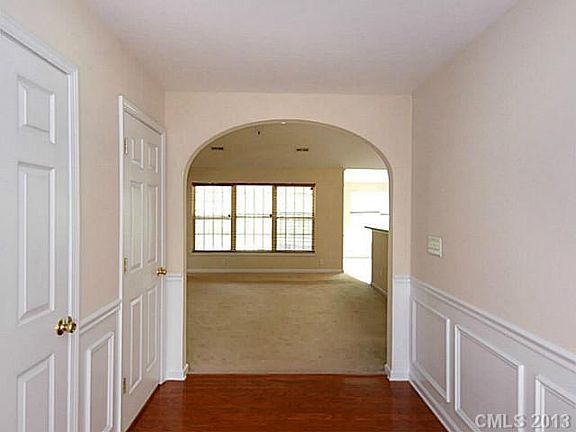 3rd image of 1454 Deer Forest Dr