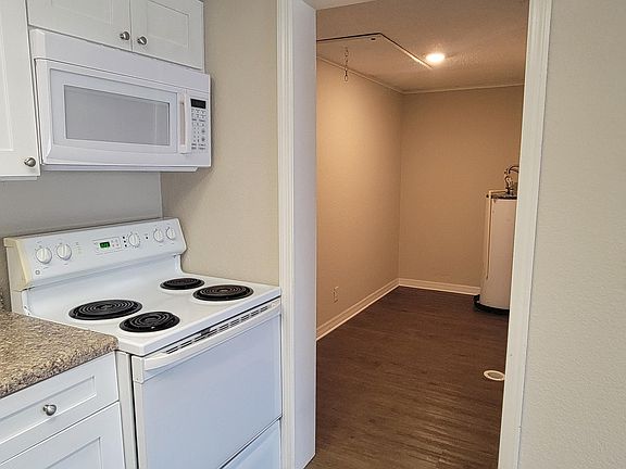 4th image of 709 N 17th Ave #B1
