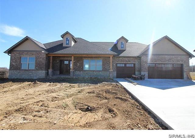 2nd image of 405 Shadow Rock Ct
