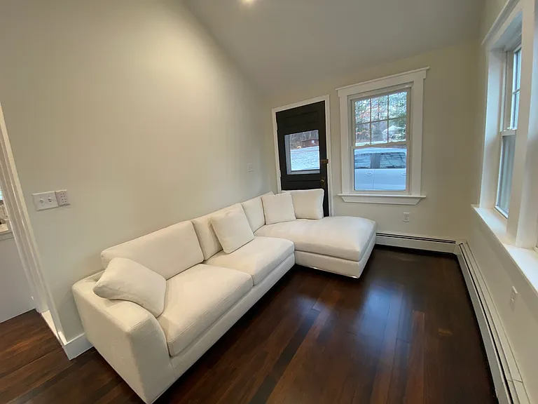64 Manning St — Photo 21