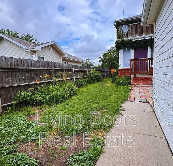 2301 South St — Photo 25
