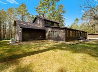 100 Foster Center Rd, Foster, RI 02825