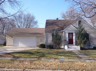 518 6th St SW, Waseca, MN 56093