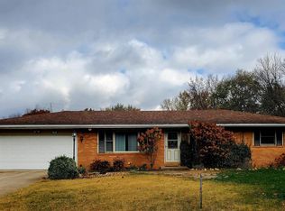 11231 Idlewood Dr, Osceola, IN 46561