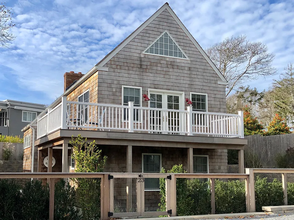 23 Wood Dr