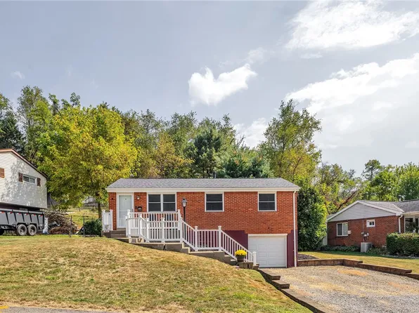 4902 Hialeah Dr, Pittsburgh, PA 15239