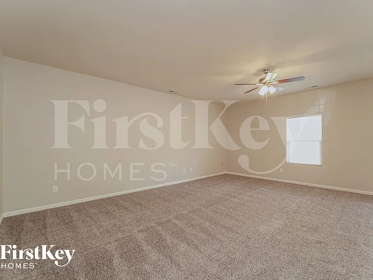 8317 Kneller St #52 — Photo 6