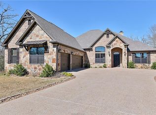 4901 Fallen Oak Cv, College Station, TX 77845