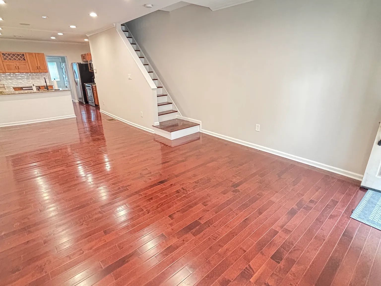 311 Cotton St — Photo 2