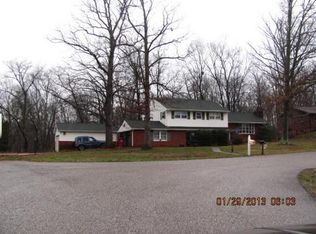 5737 Swanson Dr, Ashland, KY 41102