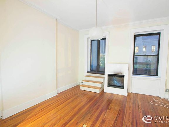 3rd image of 165 Lexington Ave APT 3
