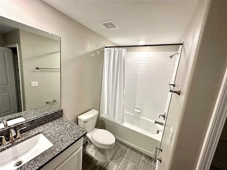 2201 Cerulean Sky Dr — Photo 22