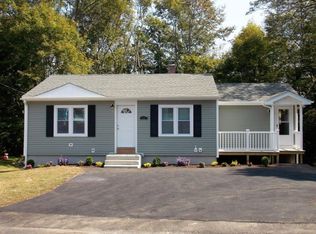 40 Riverdale Ave, West Warwick, RI 02893