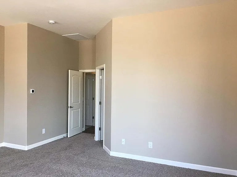 20290 N Codey Cir — Photo 2