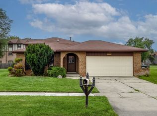 2808 Lake Park Dr, Lynwood, IL