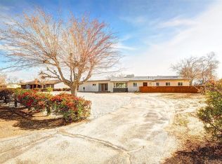 13891 Jicarilla Rd, Apple Valley, CA 92307