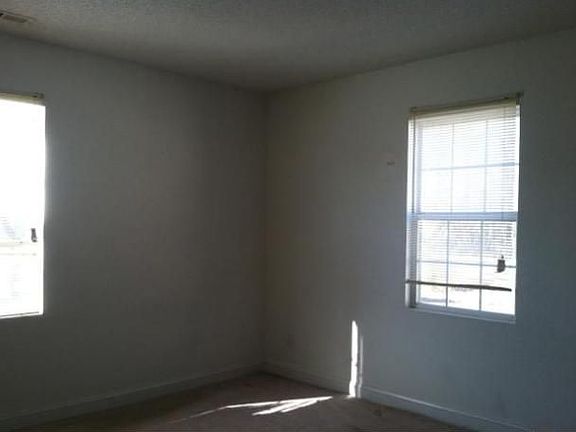 4th image of 229 Prosperity Pl