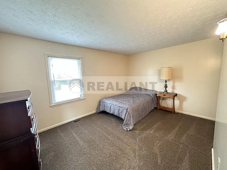 530 Foxwood Dr — Photo 13