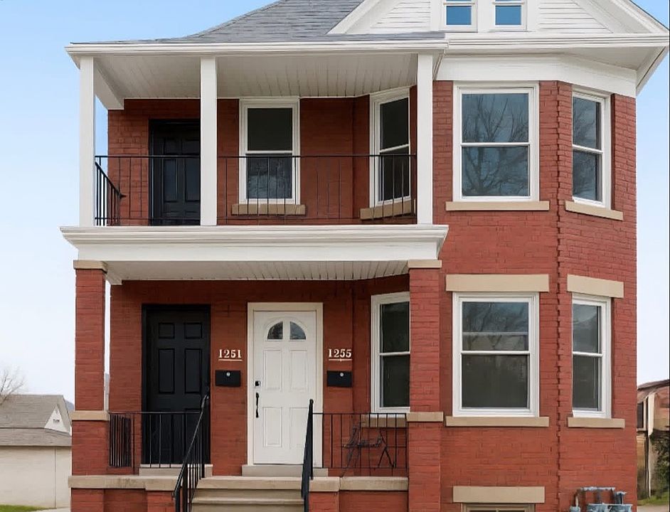 1st image of 1721 Campbell St #1
