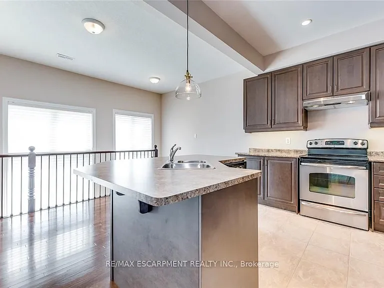2340 Whistling Springs Cres — Photo 14