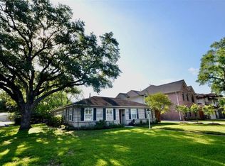 1120 Sheffield St, Bellaire, TX 77401