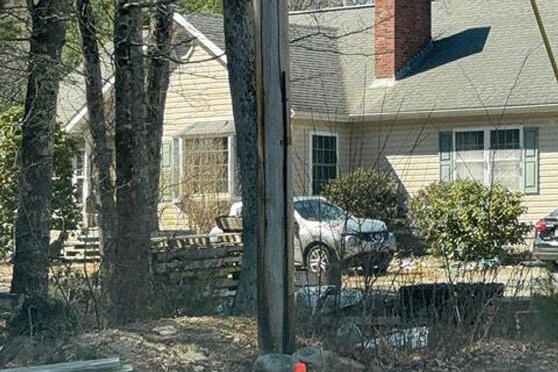 1st image of 1541 Ten Rod Rd