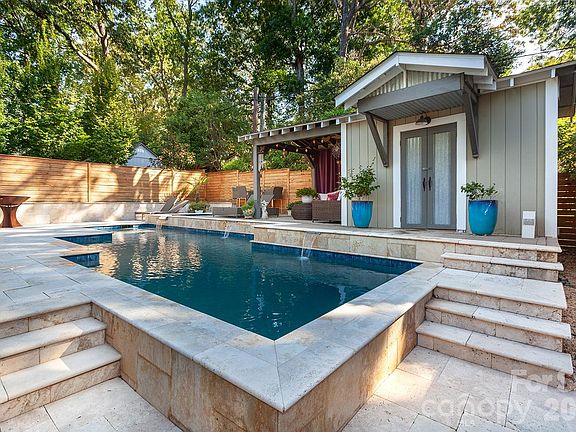 3rd image of 1734 Club Rd