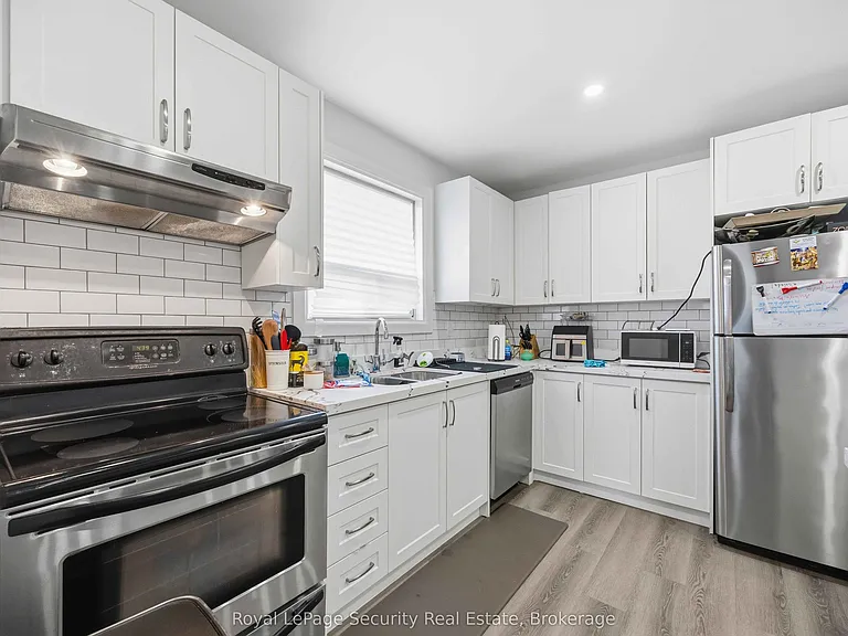 58 Leduc Dr #3 — Photo 8