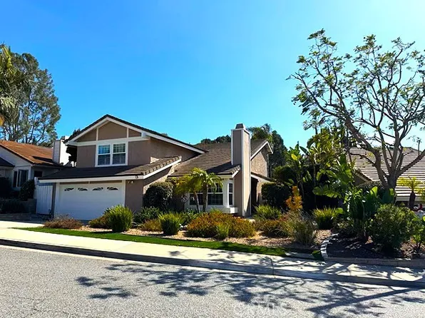 7 Carob Dr, Thousand Oaks, CA 91320